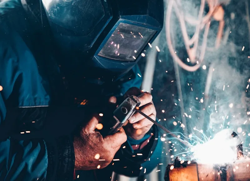 Powder coat vs chrome shelving finish comparison