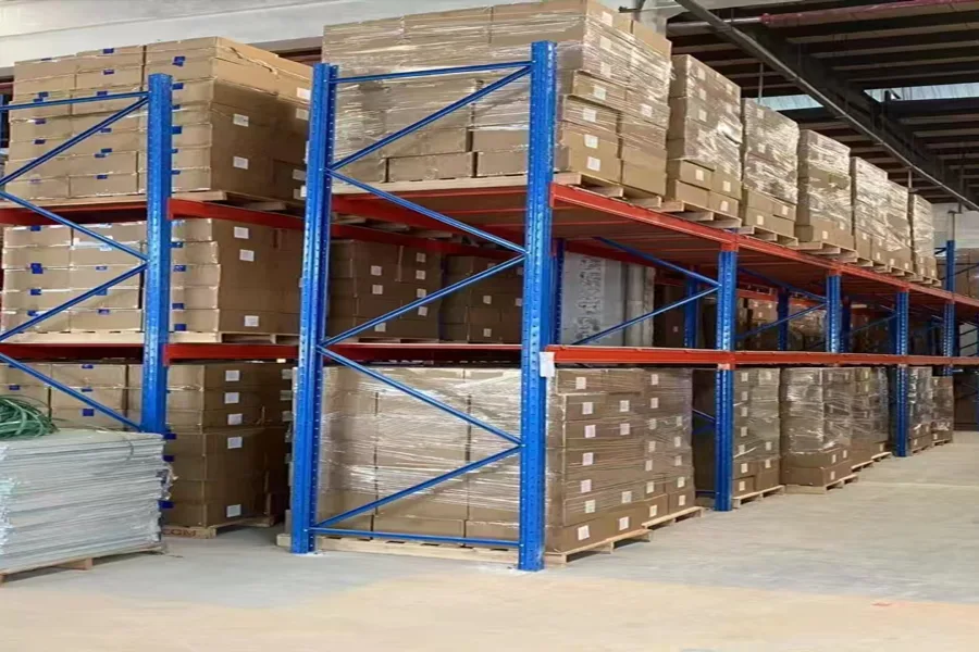 JBX OEM gondola shelving for Thai convenience chain, 2024